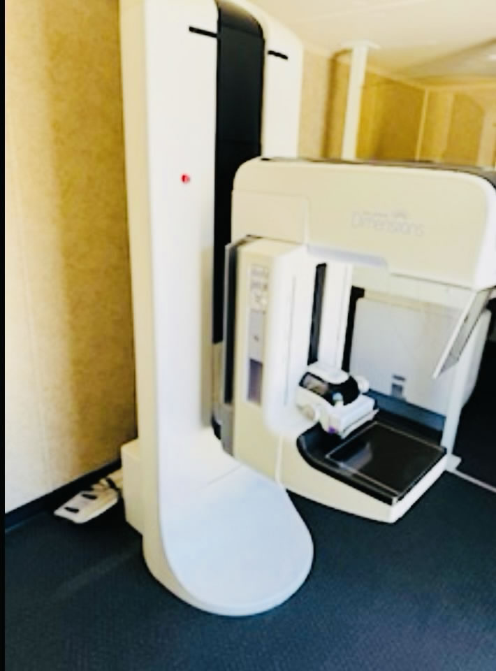 2016-Hologic-Selenia-Dimensions-7